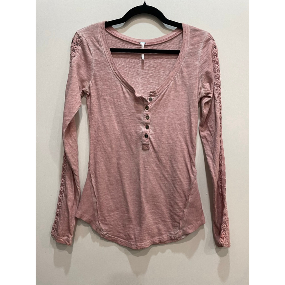 Free People Ribbed Henley Top Size S Pink Long Sleeve Lace Y2K Vampire Diaries